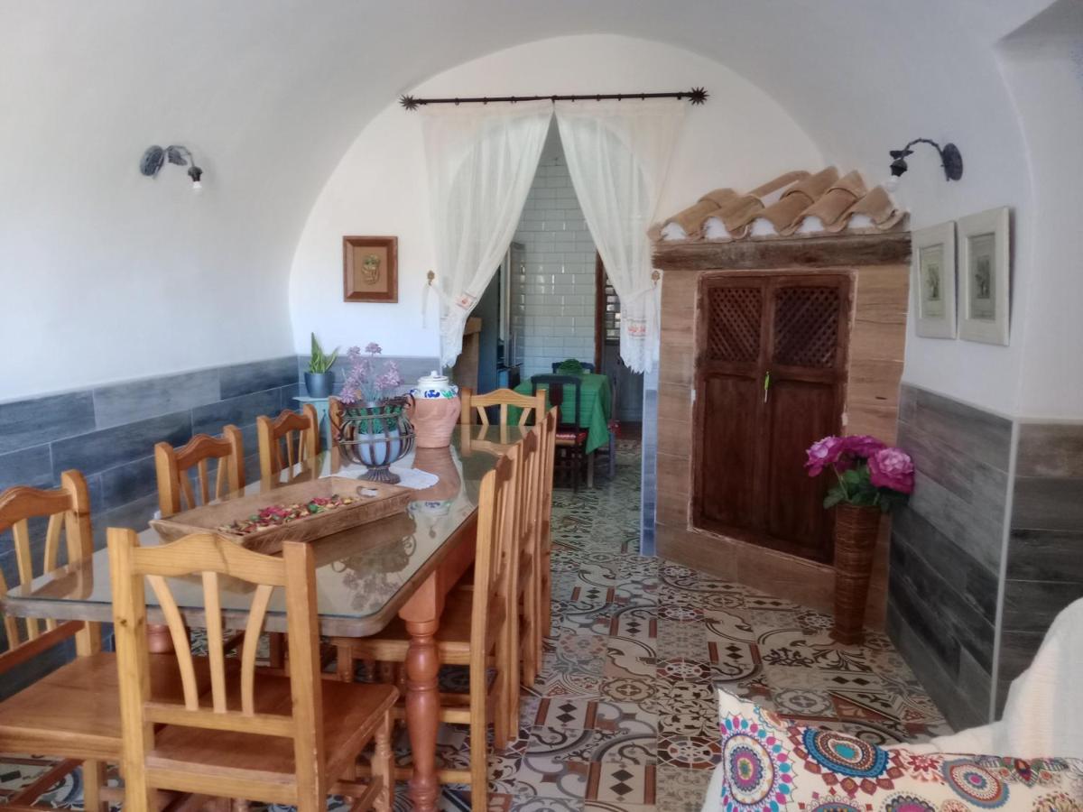 Cortijo Rural Molino El Tarahal Con Piscina Y Zonas Compartidas Eksteriør bilde